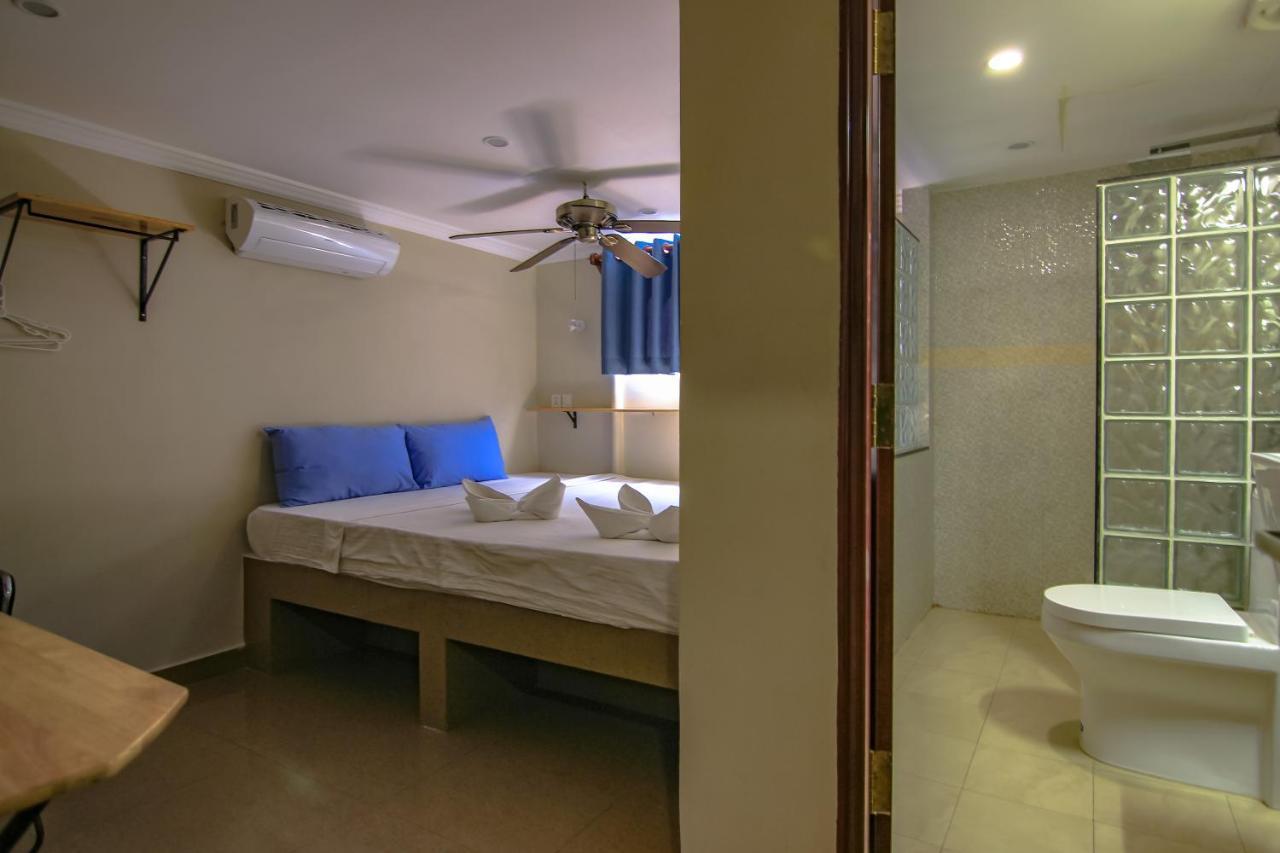 Bar Oz Riverside Guesthouse Phnom Penh Zewnętrze zdjęcie